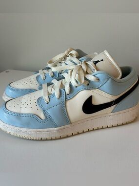 Nike Air Jordan 1 Low GS Ice Blue Sail 554723-401 Sneakers size 6Y